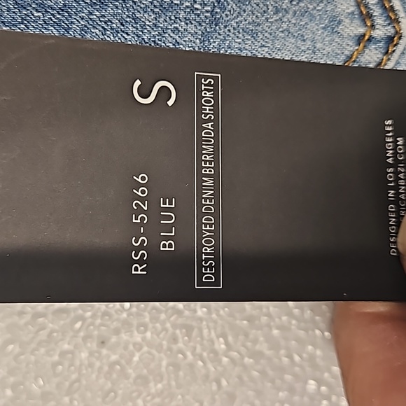 Denim crop shorts, Small. A7 - Picture 10 of 13